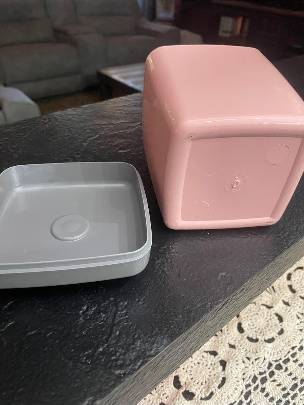 Vintage Pink Tea Canister with Gray Lid - Picture 5 of 7